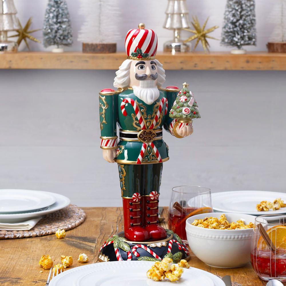 Holiday Nutcracker Sugar Plum King, 17 IN